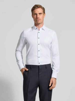 Koszula biznesowa o kroju slim fit z kołnierzykiem typu kent OLYMP Level Five