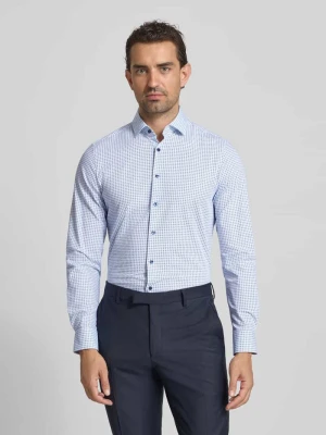 Koszula biznesowa o kroju slim fit z kołnierzykiem typu kent OLYMP Level Five
