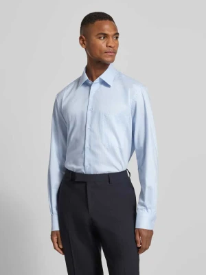 Koszula biznesowa o kroju comfort fit z bawełny z kołnierzykiem typu kent Eterna