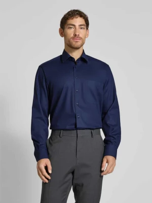 Koszula biznesowa o kroju comfort fit z kieszenią na piersi Eterna