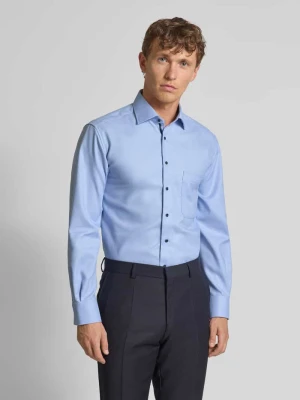 Koszula biznesowa o kroju comfort fit z listwą guzikową Eterna