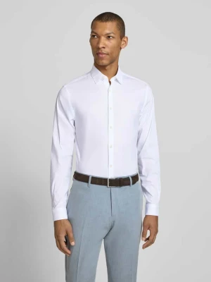 Koszula biznesowa o kroju extra slim fit z kołnierzykiem typu kent model ‘BRODIE’ Tiger Of Sweden