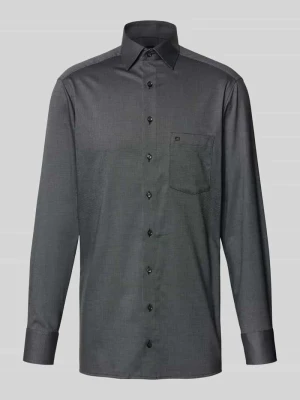 Koszula biznesowa o kroju Modern Fit z kołnierzykiem typu kent Olymp