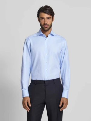 Koszula biznesowa o kroju Modern Fit z kołnierzykiem typu kent Olymp