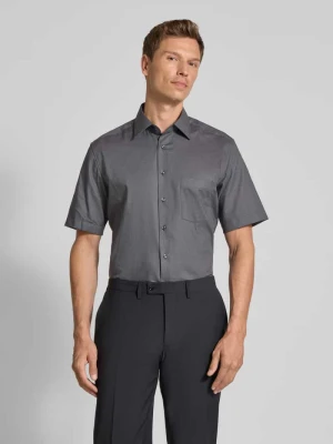 Koszula biznesowa o kroju modern fit z listwą guzikową Eterna