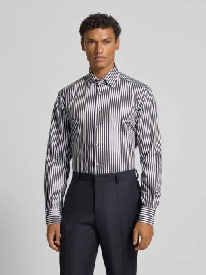 Koszula biznesowa o kroju modern fit z listwą guzikową Eterna