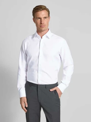 Koszula biznesowa o kroju modern fit z listwą guzikową Eterna