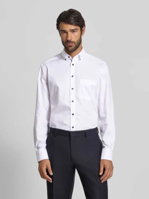 Koszula biznesowa o kroju modern fit z kołnierzykiem typu button down Olymp