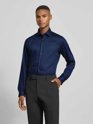 Koszula biznesowa o kroju regular fit z bawełny z kołnierzykiem typu kent Christian Berg Men