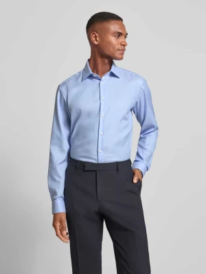 Koszula biznesowa o kroju regular fit z bawełny z kołnierzykiem typu kent Christian Berg Men
