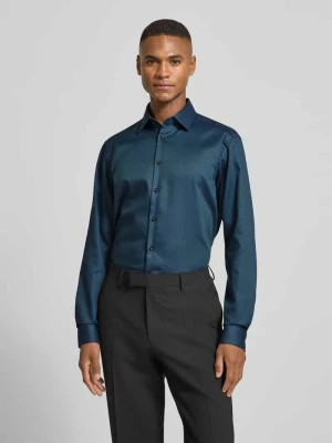 Koszula biznesowa o kroju regular fit z bawełny z kołnierzykiem typu kent Christian Berg Men