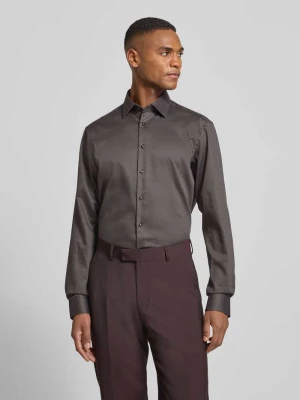Koszula biznesowa o kroju regular fit z bawełny z kołnierzykiem typu kent Christian Berg Men