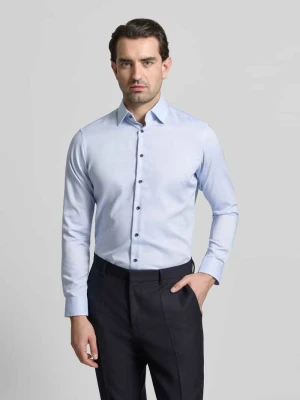 Koszula biznesowa o kroju regular fit z bawełny z kołnierzykiem typu kent Christian Berg Men