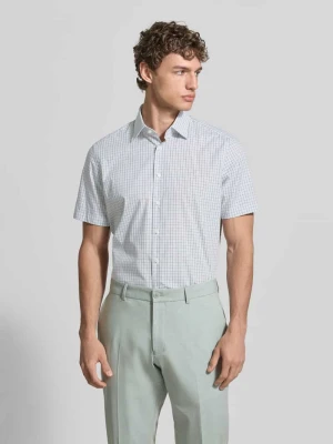 Koszula biznesowa o kroju regular fit z bawełny z kołnierzykiem typu kent Christian Berg Men