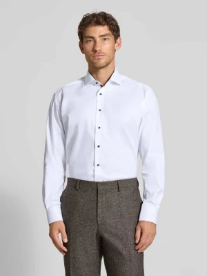 Koszula biznesowa o kroju regular fit z bawełny z kołnierzykiem typu kent Eterna