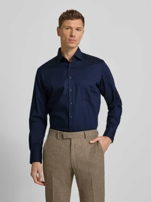 Koszula biznesowa o kroju regular fit z bawełny z kołnierzykiem typu kent Eterna
