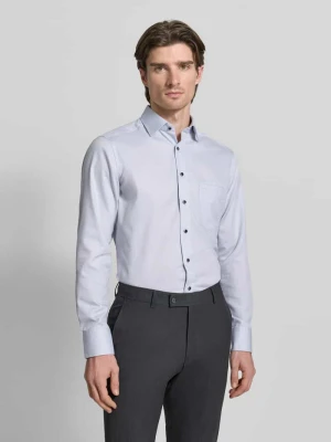 Koszula biznesowa o kroju regular fit z bawełny z kołnierzykiem typu kent Olymp
