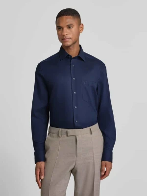 Koszula biznesowa o kroju regular fit z czystej bawełny z kołnierzykiem typu kent Olymp