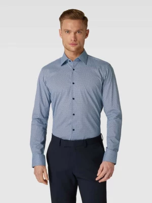 Koszula biznesowa o kroju regular fit z drobnym wzorem na całej powierzchni Boss