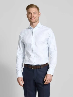 Koszula biznesowa o kroju regular fit z kołnierzykiem typu cutaway ETERNA SLIM FIT