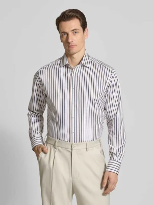 Koszula biznesowa o kroju regular fit z kołnierzykiem typu kent Eterna