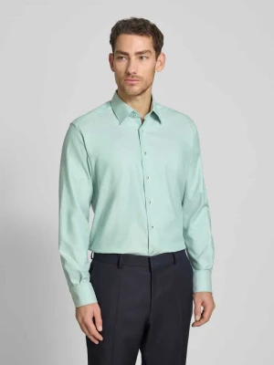 Koszula biznesowa o kroju regular fit z kołnierzykiem typu kent Eterna