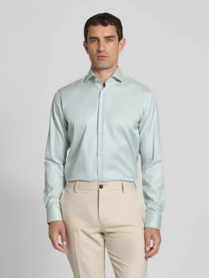 Koszula biznesowa o kroju regular fit z kołnierzykiem typu kent model ‘Joe’ Boss