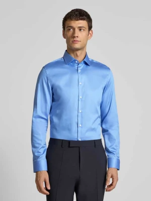 Koszula biznesowa o kroju regular fit z kołnierzykiem typu kent model ‘New’ seidensticker