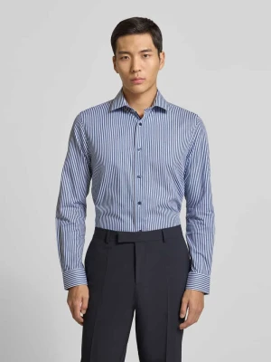 Koszula biznesowa o kroju regular fit z kołnierzykiem typu kent model ‘trostol’ Matinique