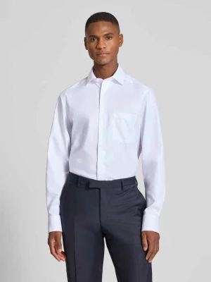 Koszula biznesowa o kroju regular fit z kołnierzykiem typu kent Olymp