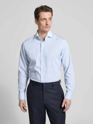 Koszula biznesowa o kroju regular fit z kołnierzykiem typu kent Olymp