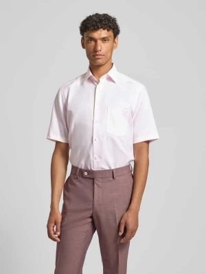 Koszula biznesowa o kroju regular fit z kołnierzykiem typu kent Olymp