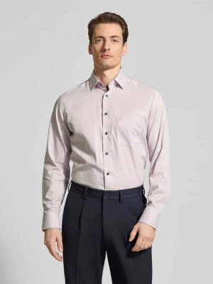 Koszula biznesowa o kroju regular fit z kołnierzykiem typu kent Olymp