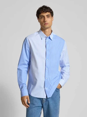 Koszula biznesowa o kroju regular fit z listwą guzikową Jake*s