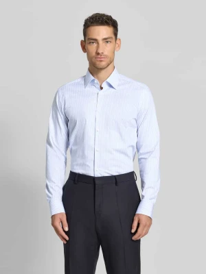 Koszula biznesowa o kroju regular fit z mieszanki bawełny Boss