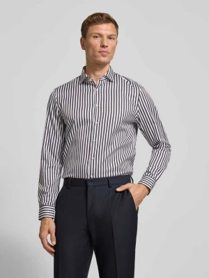 Koszula biznesowa o kroju slim fit z bawełny z kołnierzykiem typu cutaway Jake*s