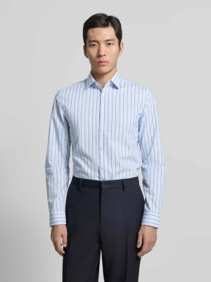 Koszula biznesowa o kroju slim fit z bawełny z kołnierzykiem typu kent Jake*s