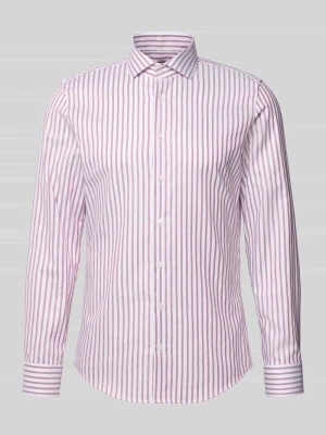 Koszula biznesowa o kroju slim fit z bawełny z kołnierzykiem typu kent seidensticker