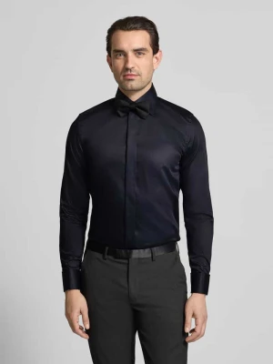 Koszula biznesowa o kroju slim fit z bawełny z kołnierzykiem typu kent seidensticker