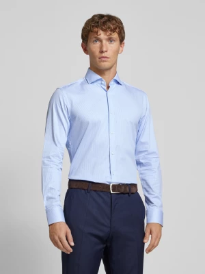 Koszula biznesowa o kroju slim fit z kołnierzykiem typu cutaway model ‘Hank’ Boss