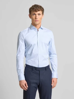 Koszula biznesowa o kroju slim fit z kołnierzykiem typu cutaway model ‘Hank’ Boss