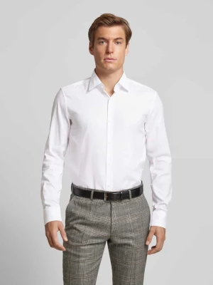 Koszula biznesowa o kroju slim fit z kołnierzykiem typu kent Boss