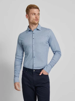 Koszula biznesowa o kroju slim fit z kołnierzykiem typu kent Desoto