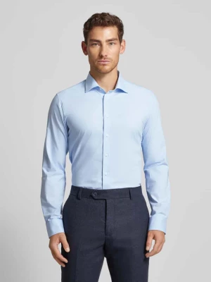 Koszula biznesowa o kroju slim fit z kołnierzykiem typu kent Eterna