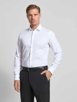 Koszula biznesowa o kroju slim fit z kołnierzykiem typu kent Eterna