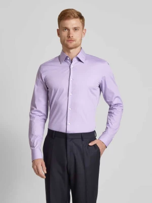 Koszula biznesowa o kroju slim fit z kołnierzykiem typu kent model ‘Hank’ Boss