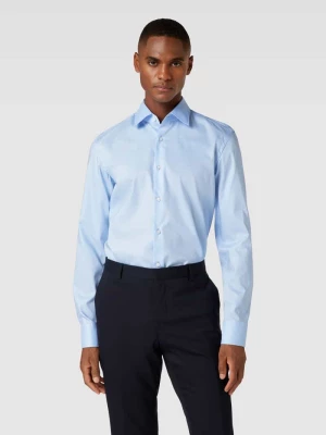 Koszula biznesowa o kroju slim fit z kołnierzykiem typu kent model ‘Hank Kent’ Boss