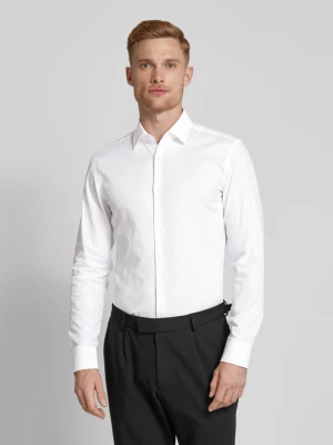 Koszula biznesowa o kroju slim fit z kołnierzykiem typu kent model ‘Kenno’ HUGO