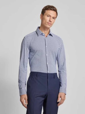 Koszula biznesowa o kroju slim fit z kołnierzykiem typu kent model ‘Kenno’ HUGO