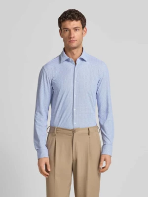 Koszula biznesowa o kroju slim fit z kołnierzykiem typu kent model ‘KENNO’ HUGO